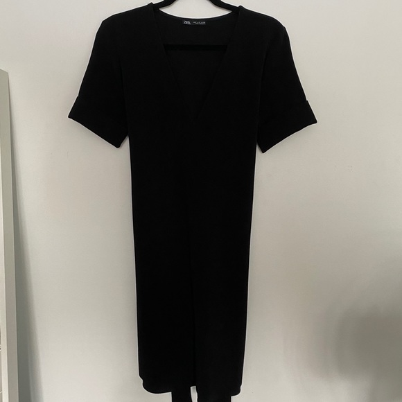 Zara v neck t-shirt dress - Picture 3 of 3